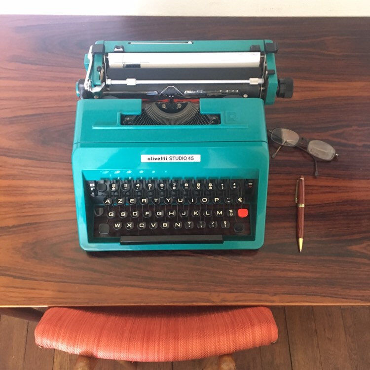 Studio 45 blue duck Olivetti typewriter