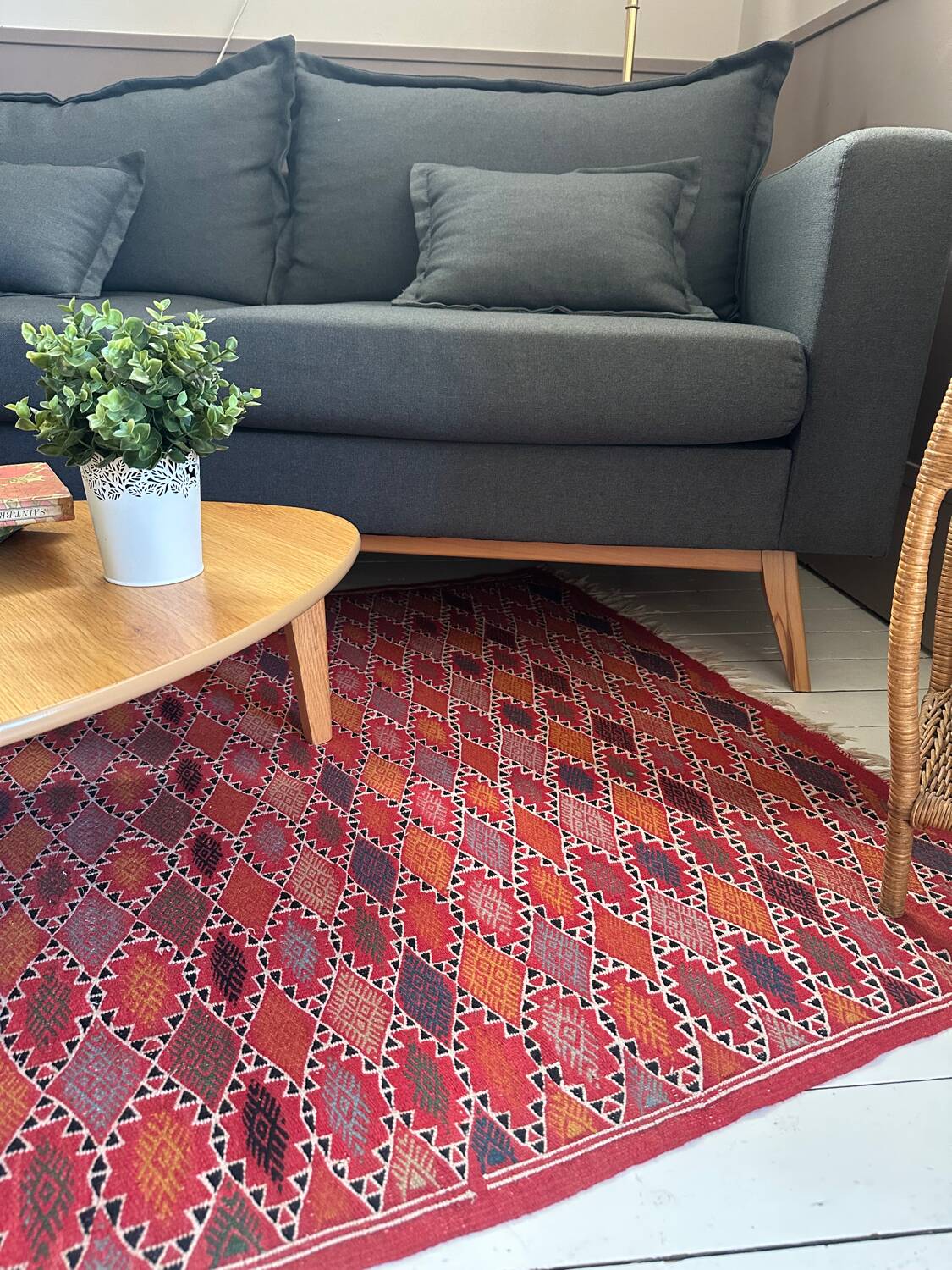 Vintage handmade kilim rug 113x200