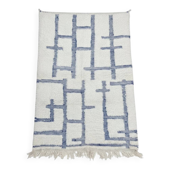Graphic blue Moroccan rug