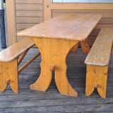 Table et bancs d'auberge