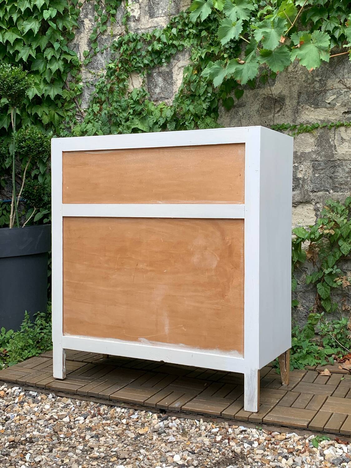 Vintage 1950s compass foot chest of drawers