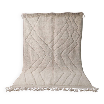 Grand Tapis Beni Ouarain Écru, Motifs Géométriques en Chevron - 300x200cm