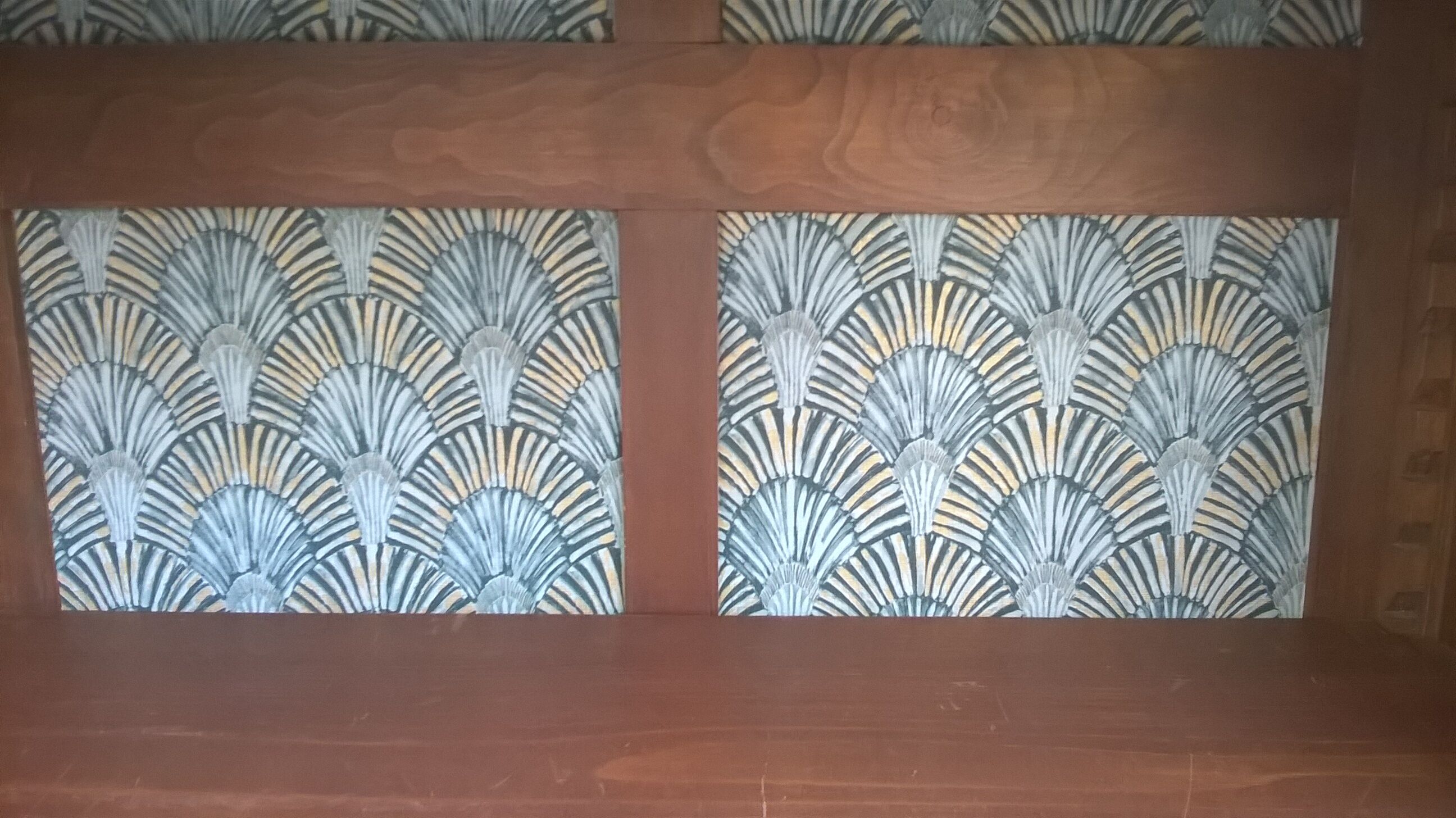 Parisian showcase cabinet 1930