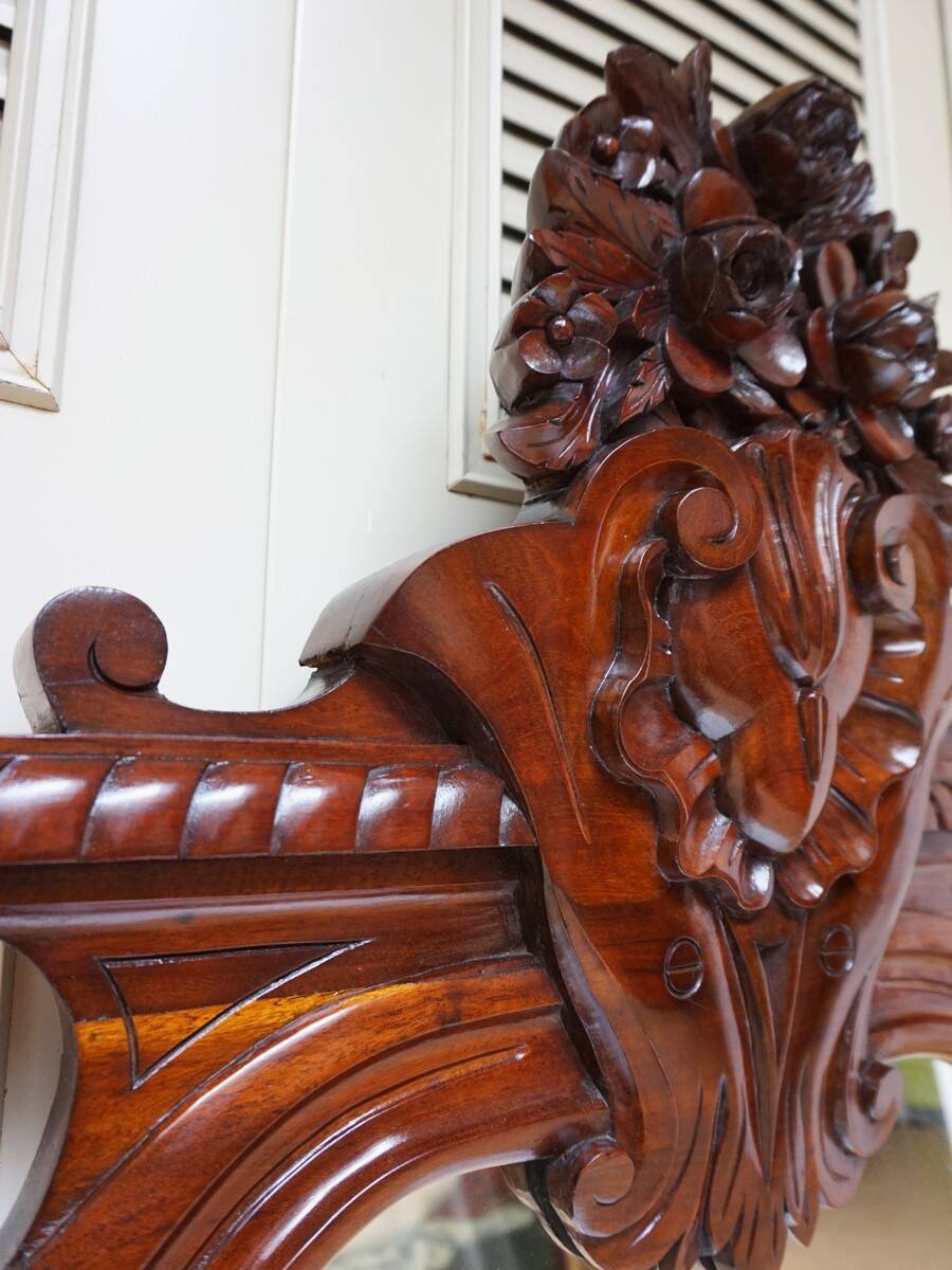 Antique Baroque Wall Mirror in Carved Mahogany
