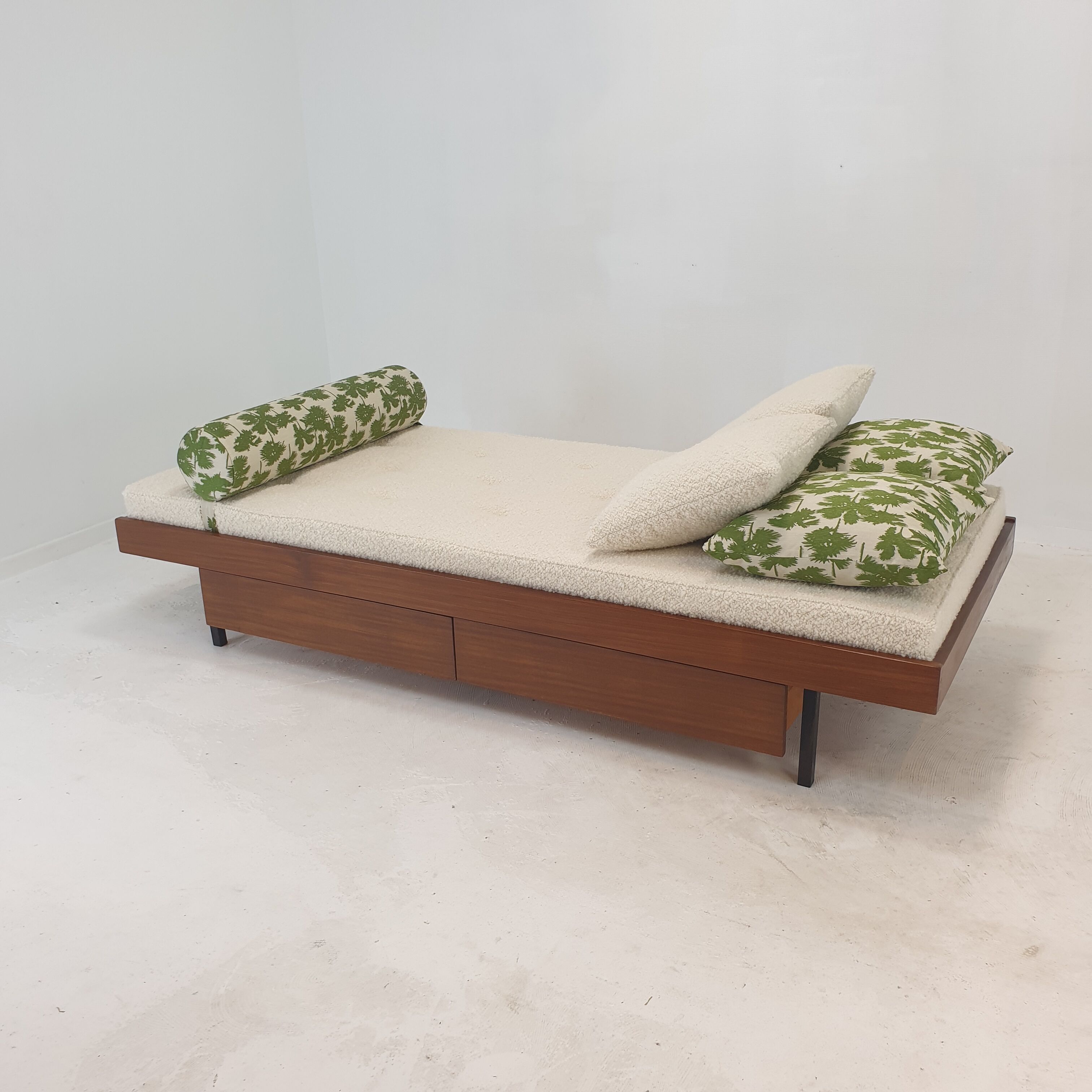 Daybed, 1960s