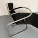 Fauteuil Lounge design Tecta par Mies Van Der Rohe réglable vintage