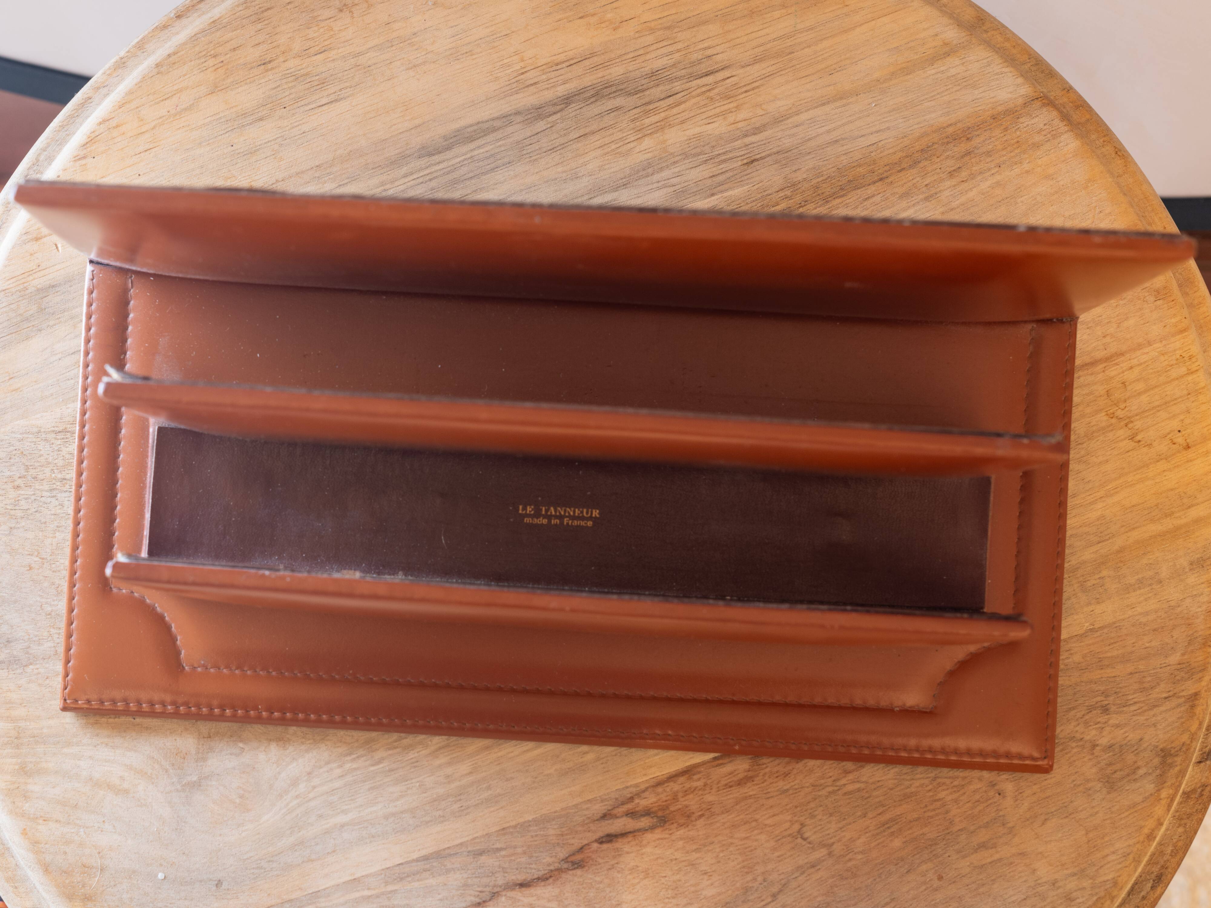 porte lettre en cuir Le Tanneur