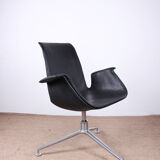 Danish armchair in Leather and Chrome Steel, model FK 6725 or "Tulip chair" by Preben Fabricius.