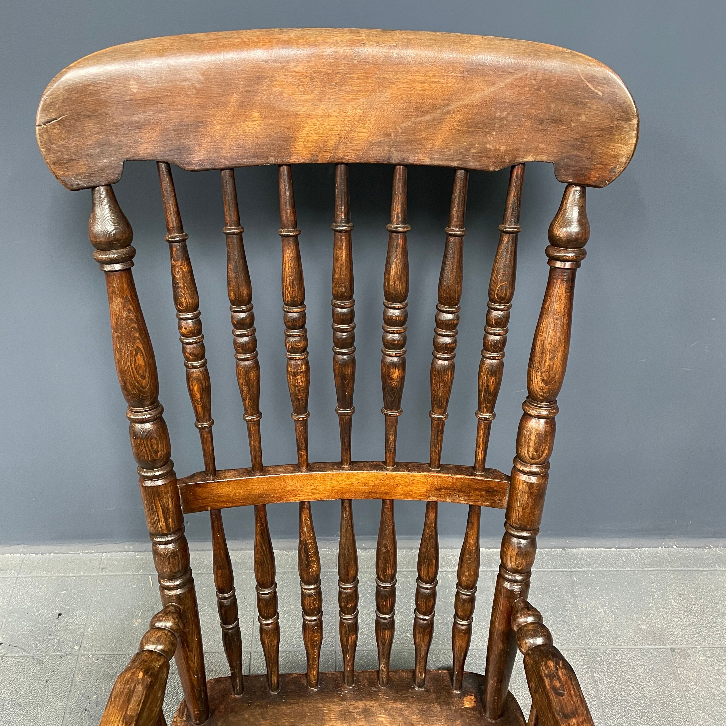 Antique Dutch rocking chair from the early 1900s