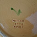 Plate in the shape of a painter's palette decoration strawberry ceramic Poet Laval L 30 cm