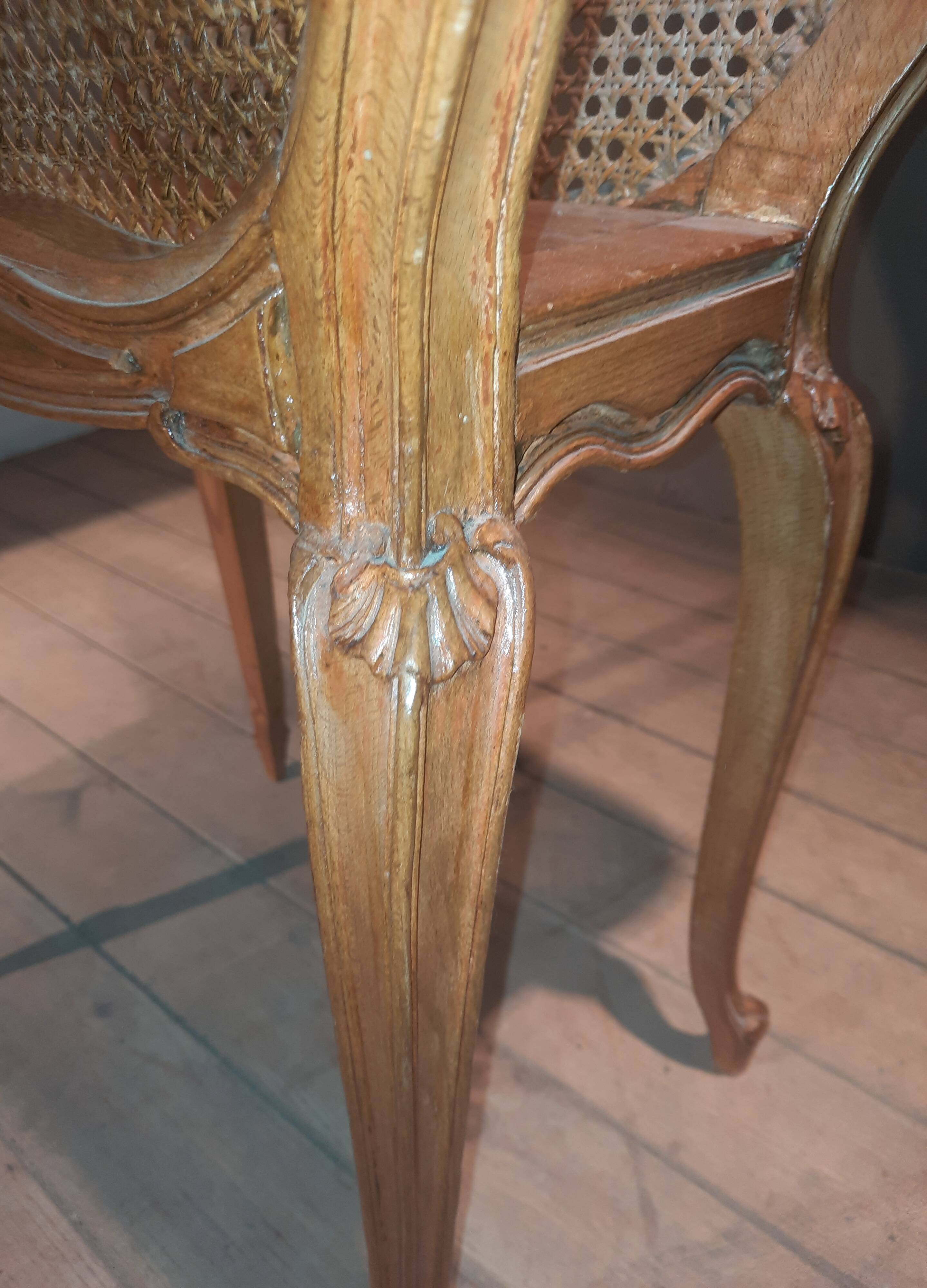 Porte revues canné style Louis XV
