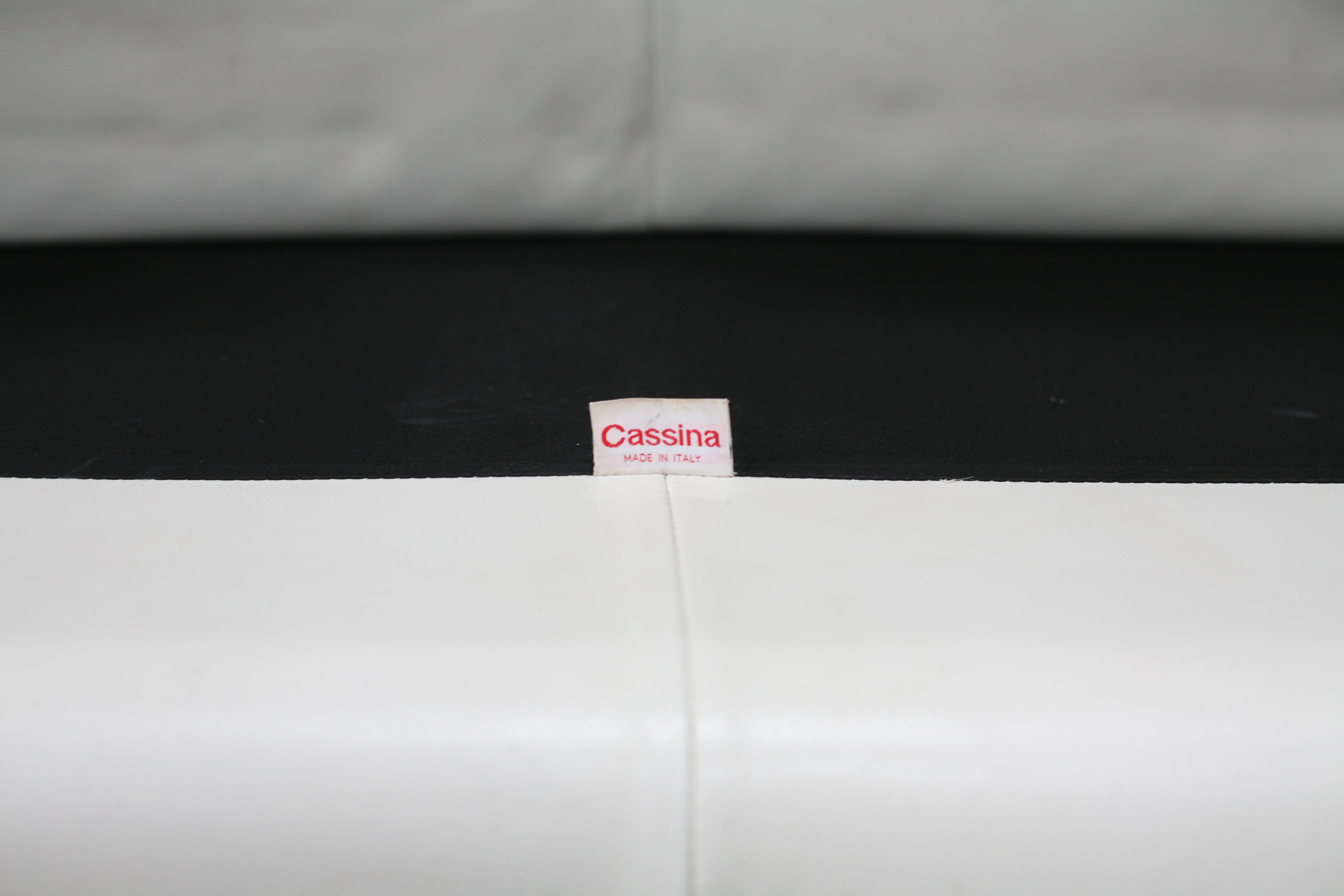 Canapé Maralunga de Vico Magistretti, Cassina, cuir blanc, Italie, circa 1970