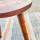 Tabouret tripode brutaliste