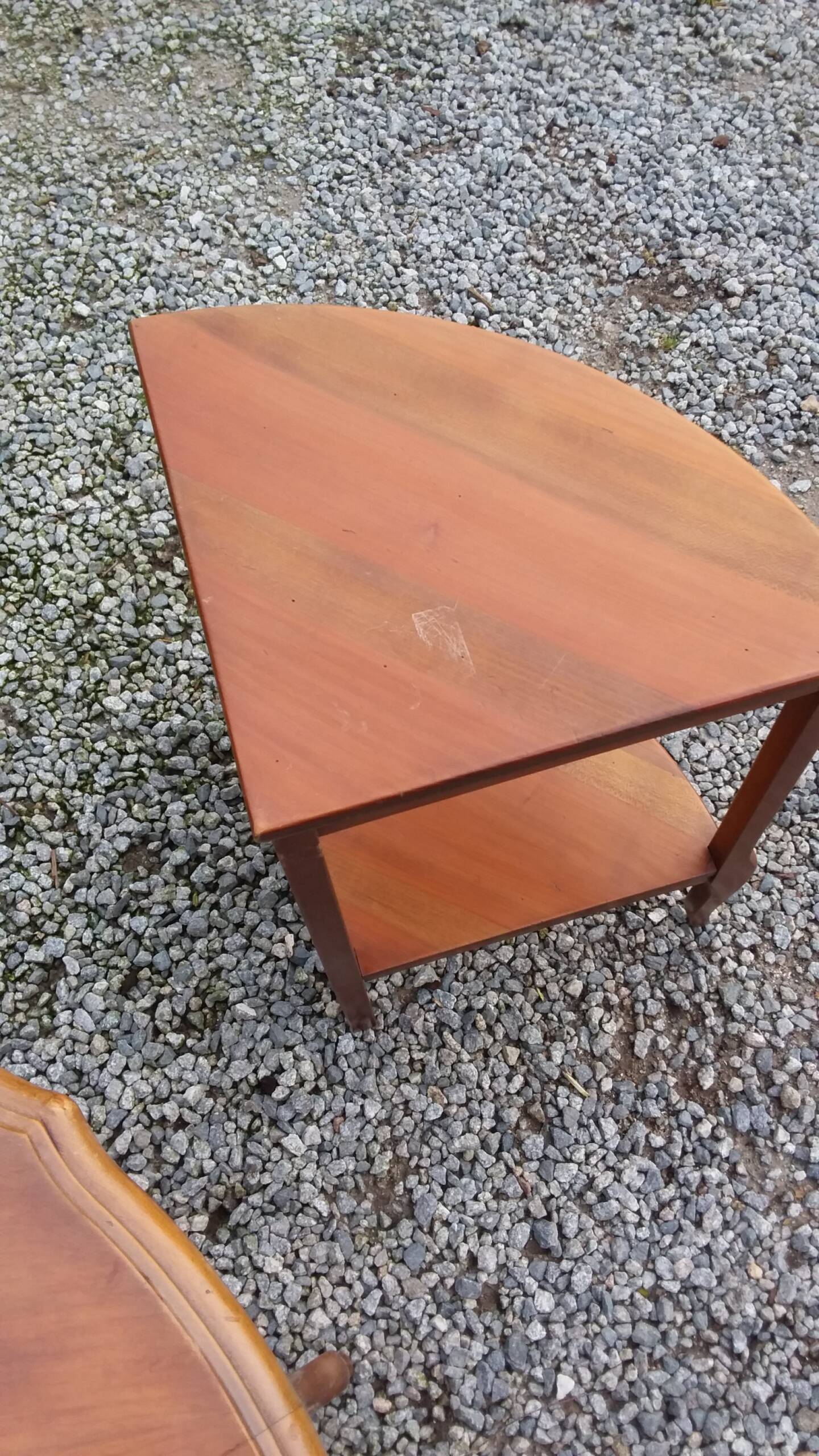 Coffee table nesting tables in cherry wood in classic style from the 60s/70s