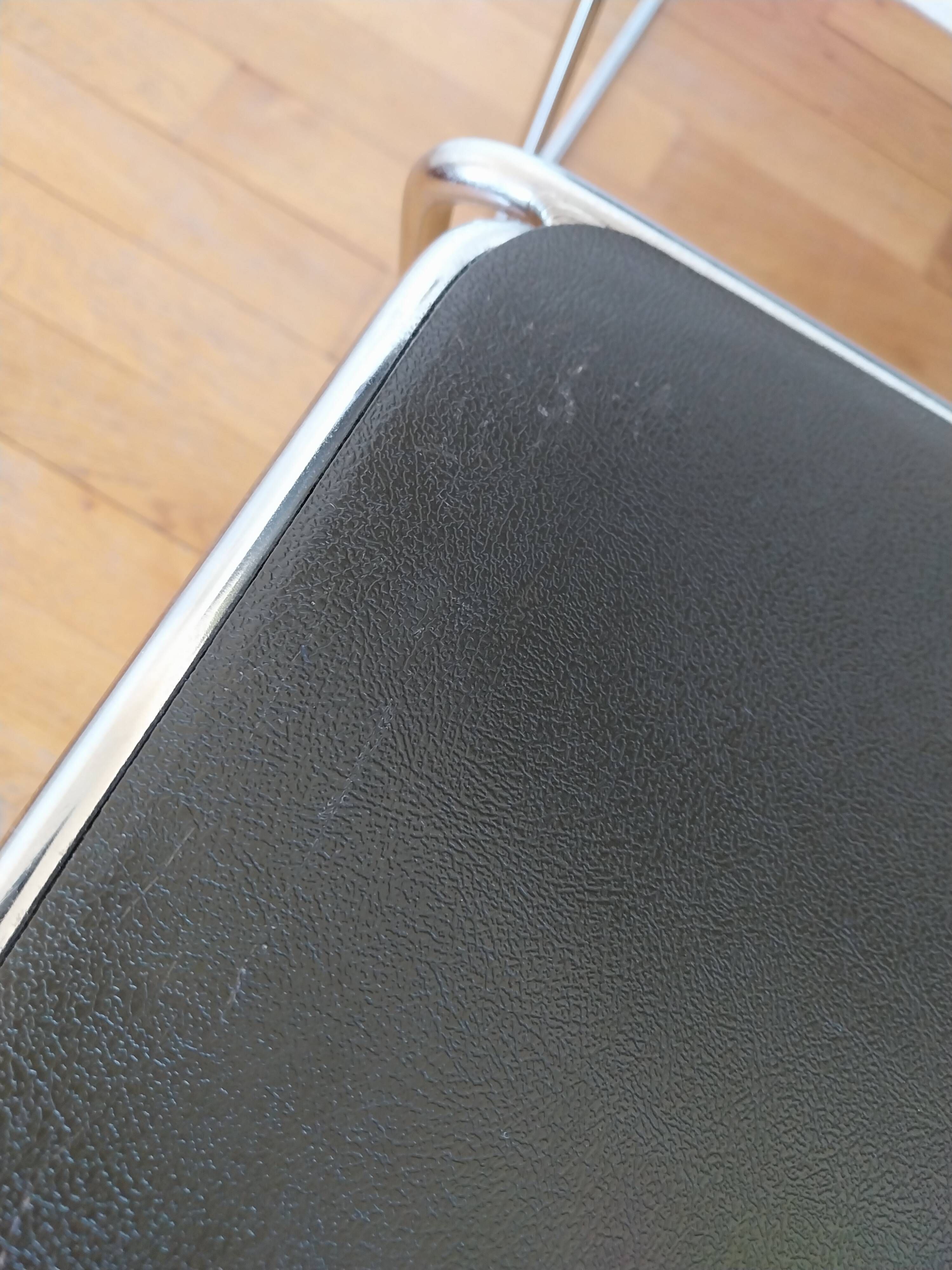 6 Max Stacker designer chairs for Steelcase