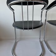 Duo de fauteuils années 70-80