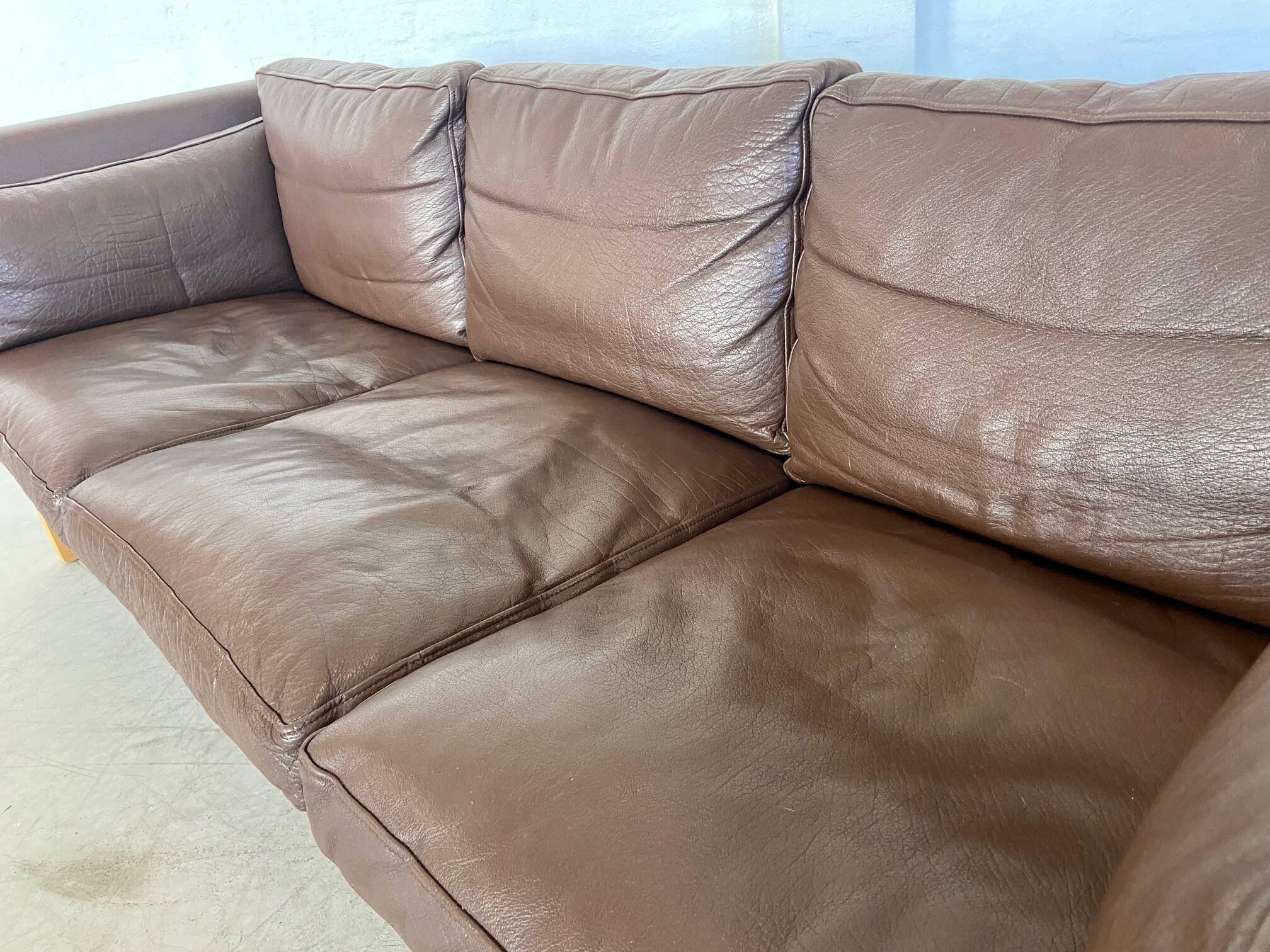 MID CENTURY VINTAGE DANISH MOGENS HANSEN 3 PERSON SOFA IN COCO BROWN LEATHE