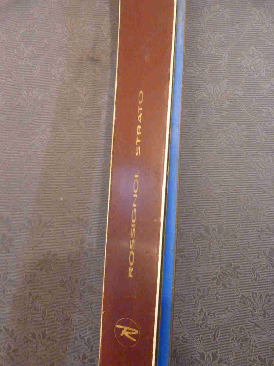 Vintage pair of ski team France