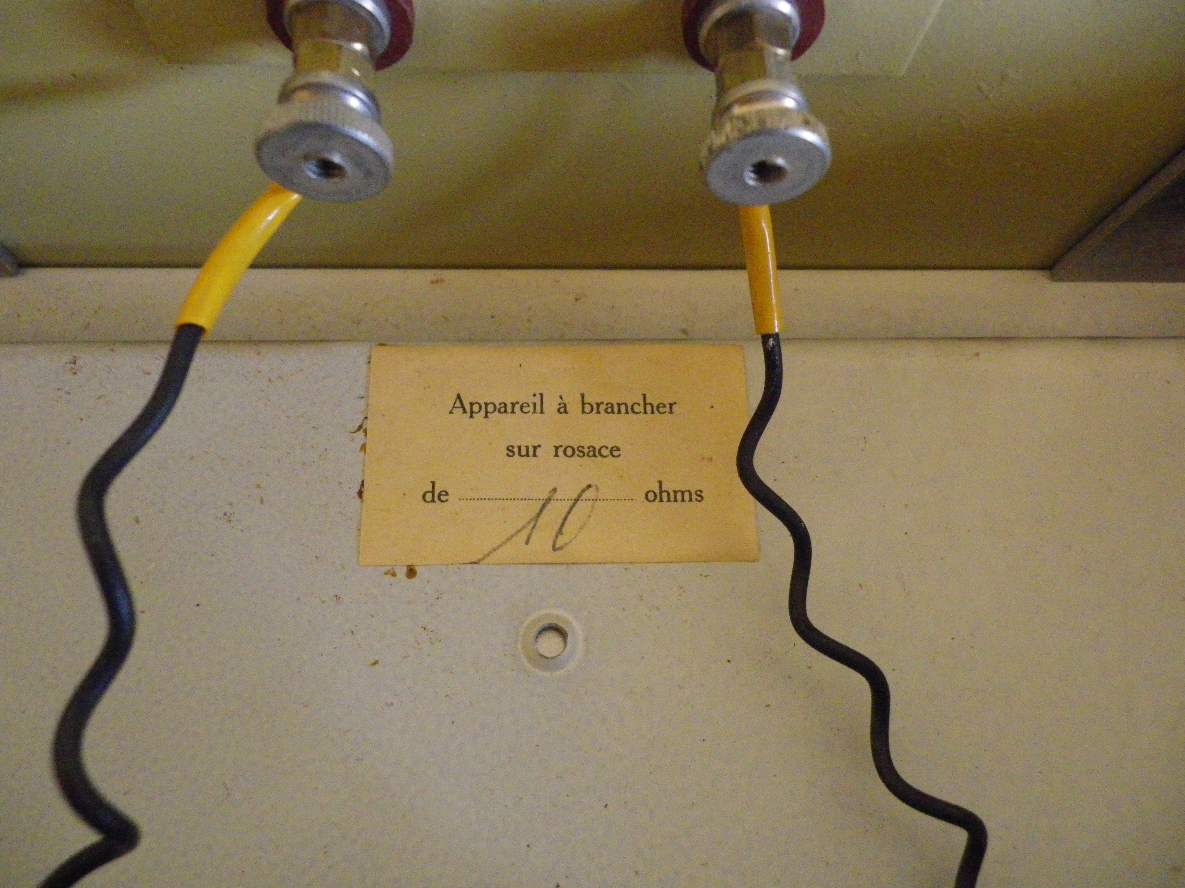 1970 Decoration Shine Receiver Clock with porcelain rose window