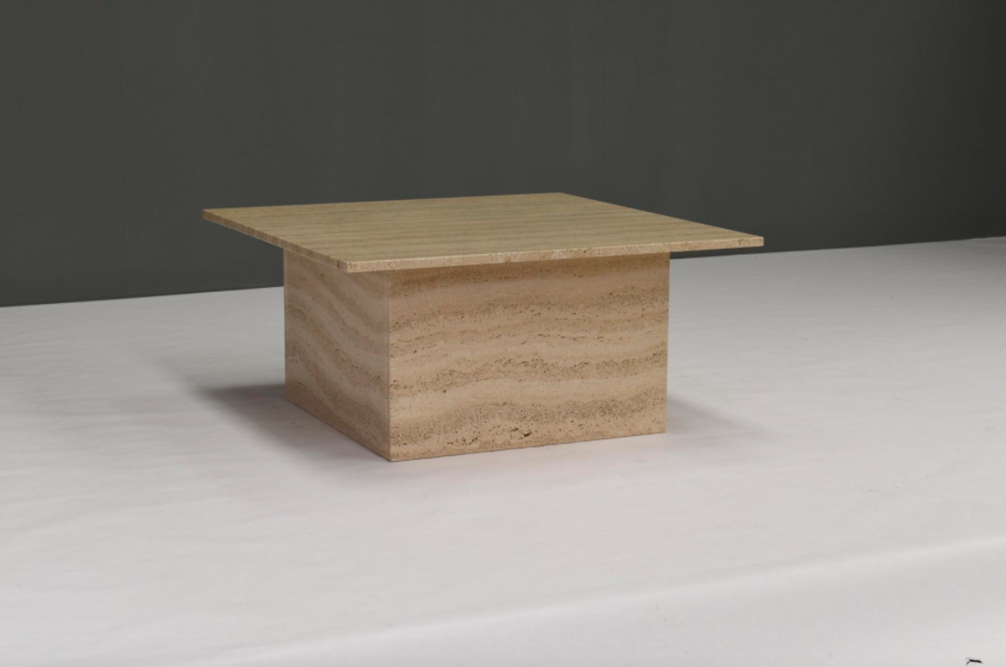 Table basse carrée en travertin, Italie 1970