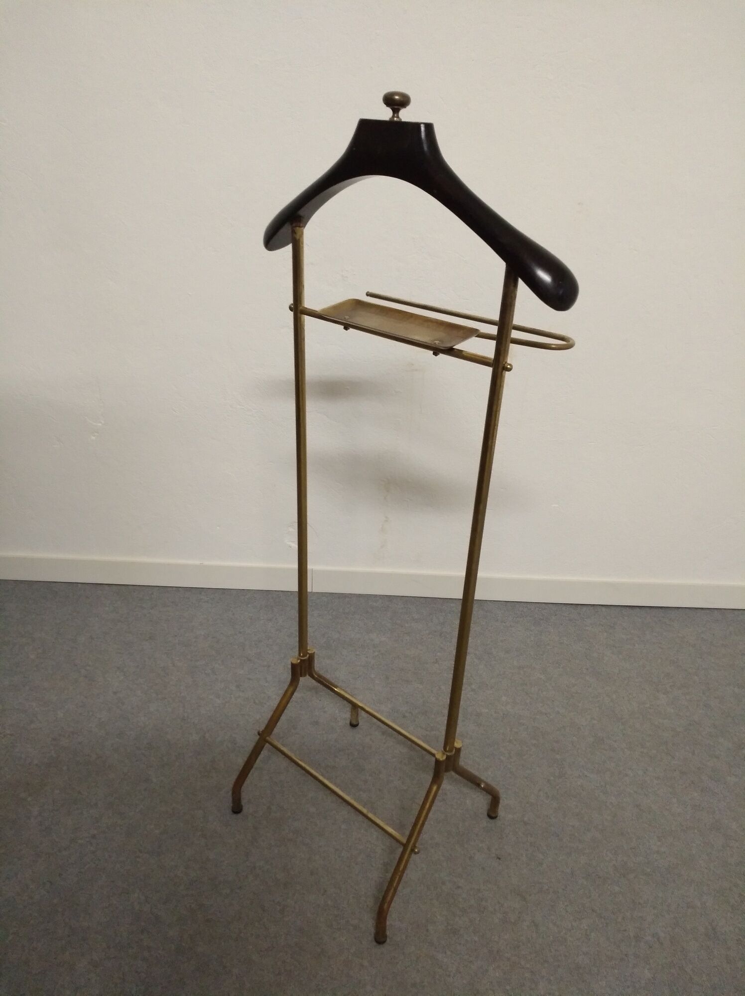Italian brass valet from the 50s/60s