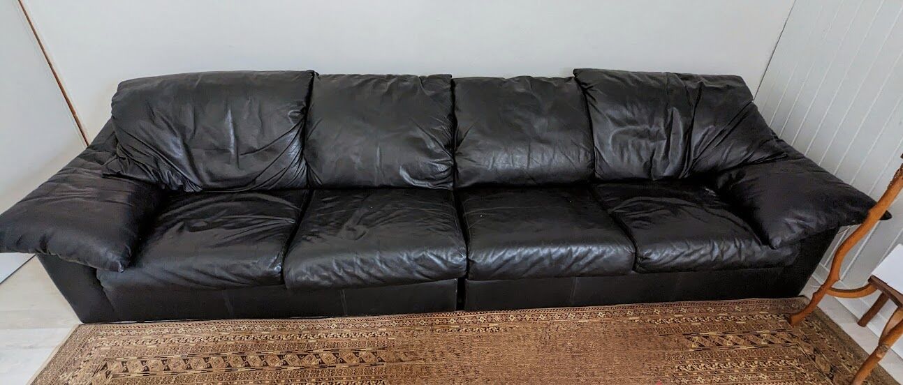 High-end vintage 4-seater sofa Giovanni Erba