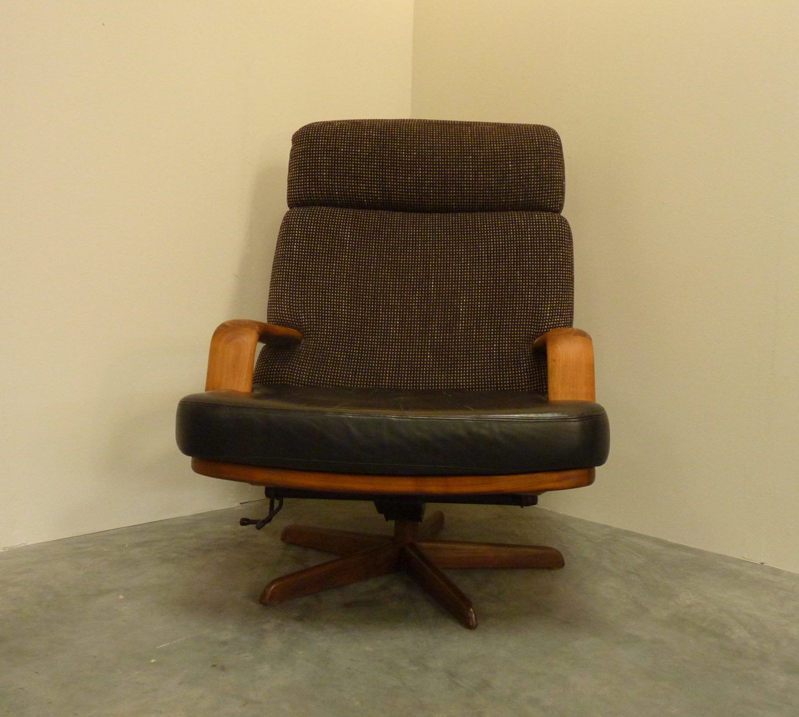 Bernd Münzebrock armchair for Walter Knoll