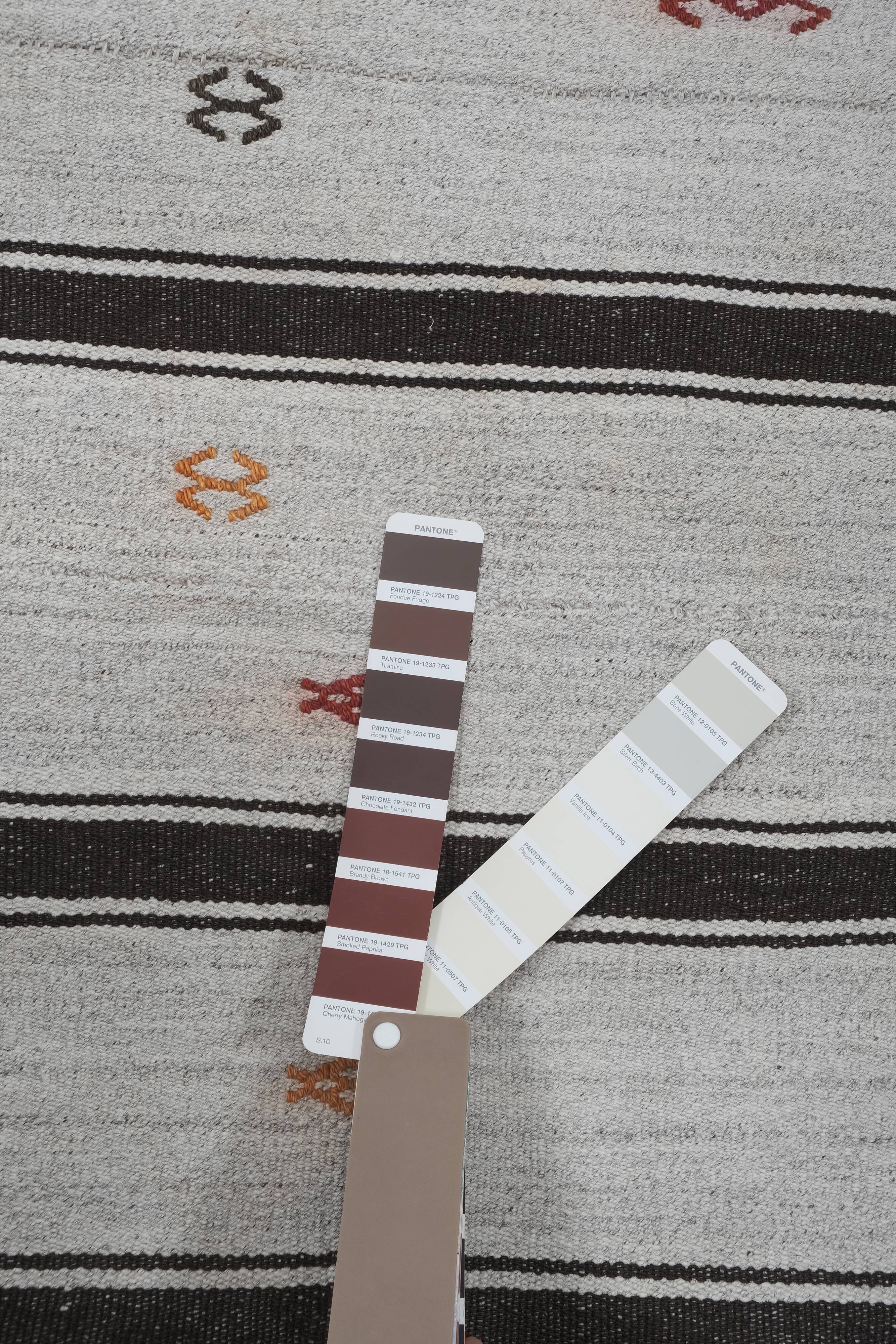 Vintage undyed wool goat hair turkish kilim rug 5' x 6'11''