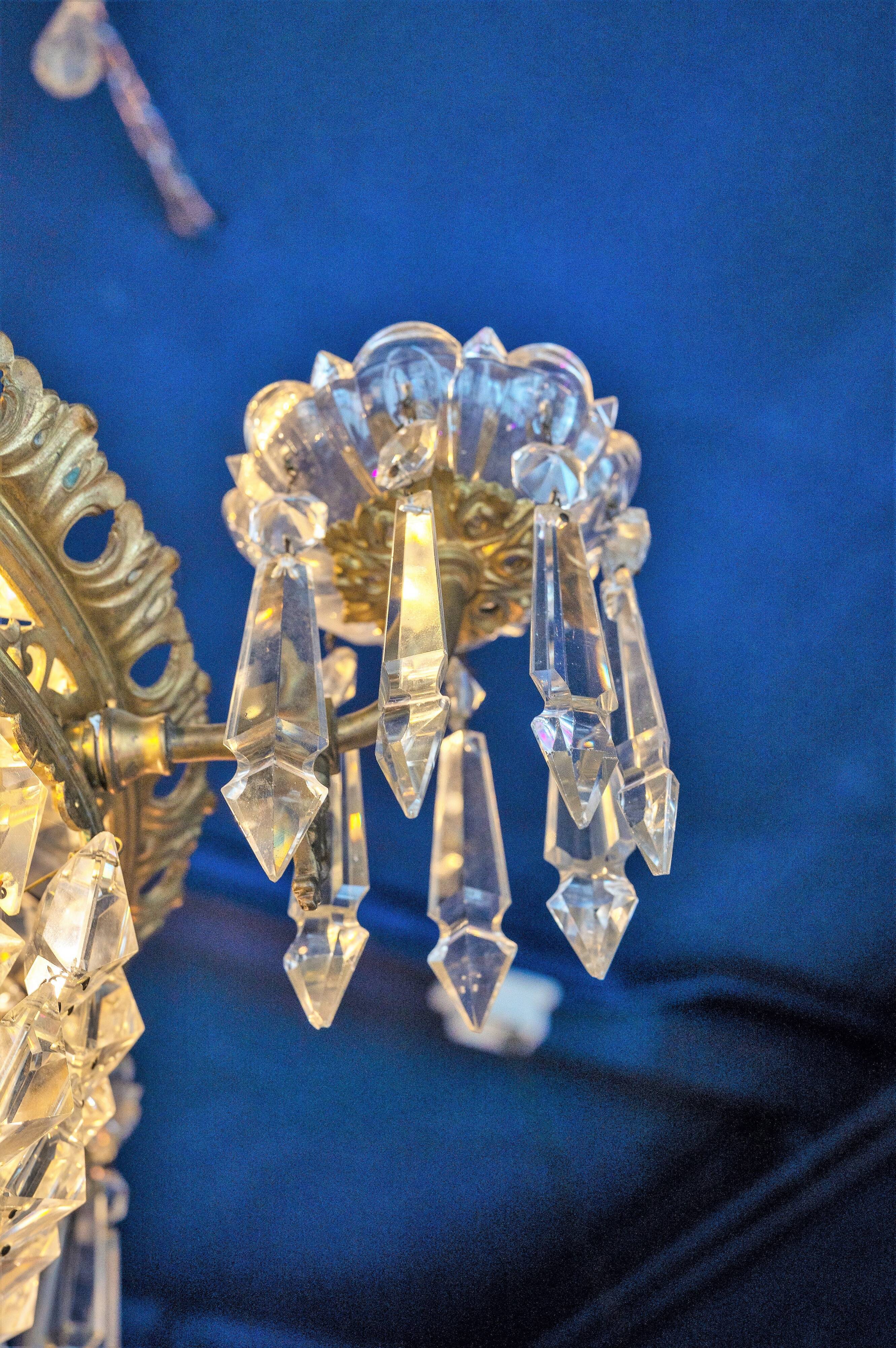 Beautiful antique French "Sac a Perle" chandelier