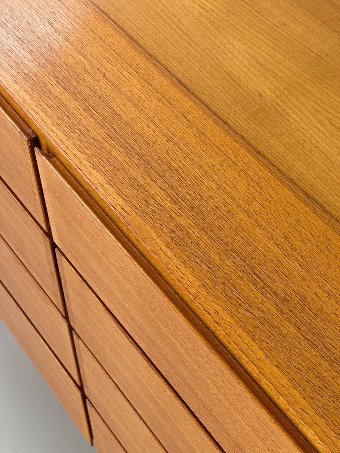 Commode danoise à 8 tiroirs en teck d'Omann Jun, 1970