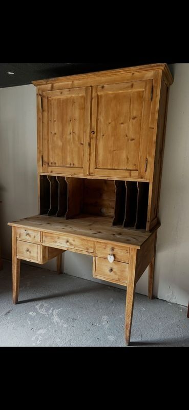 Old double desk