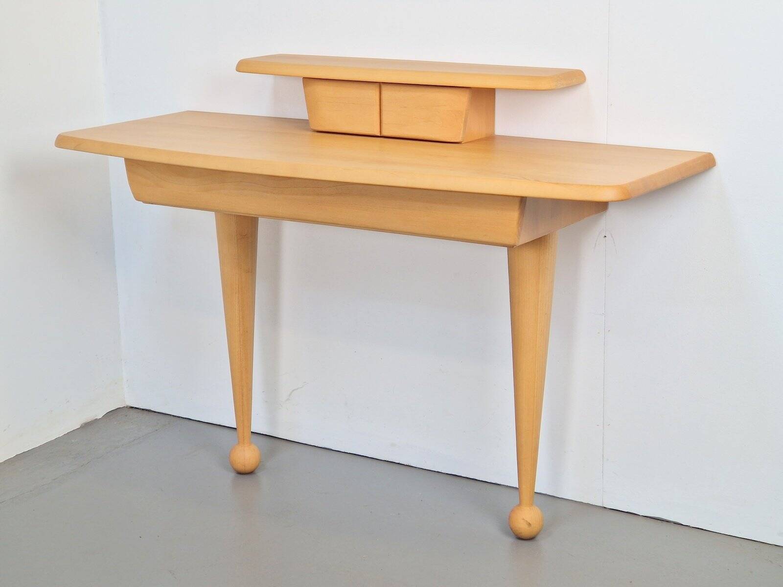 Italian Modern Hall Side Table by Oscar Tusquets Blanca, Italy, 1990s