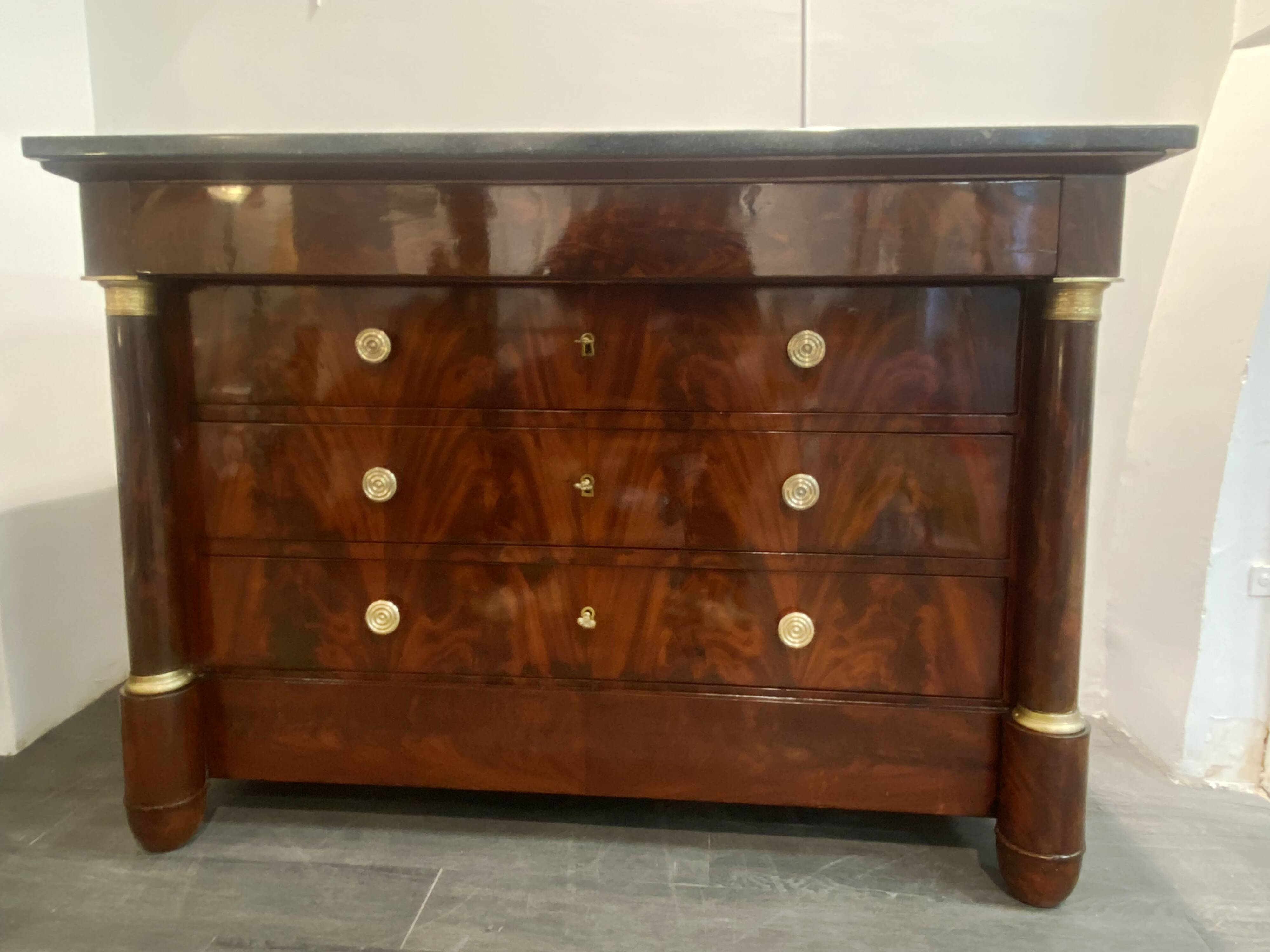 Mahogany chest of drawers - Empire Period