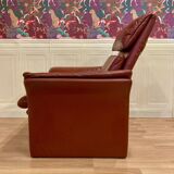 Adjustable and modular leather design armchair.