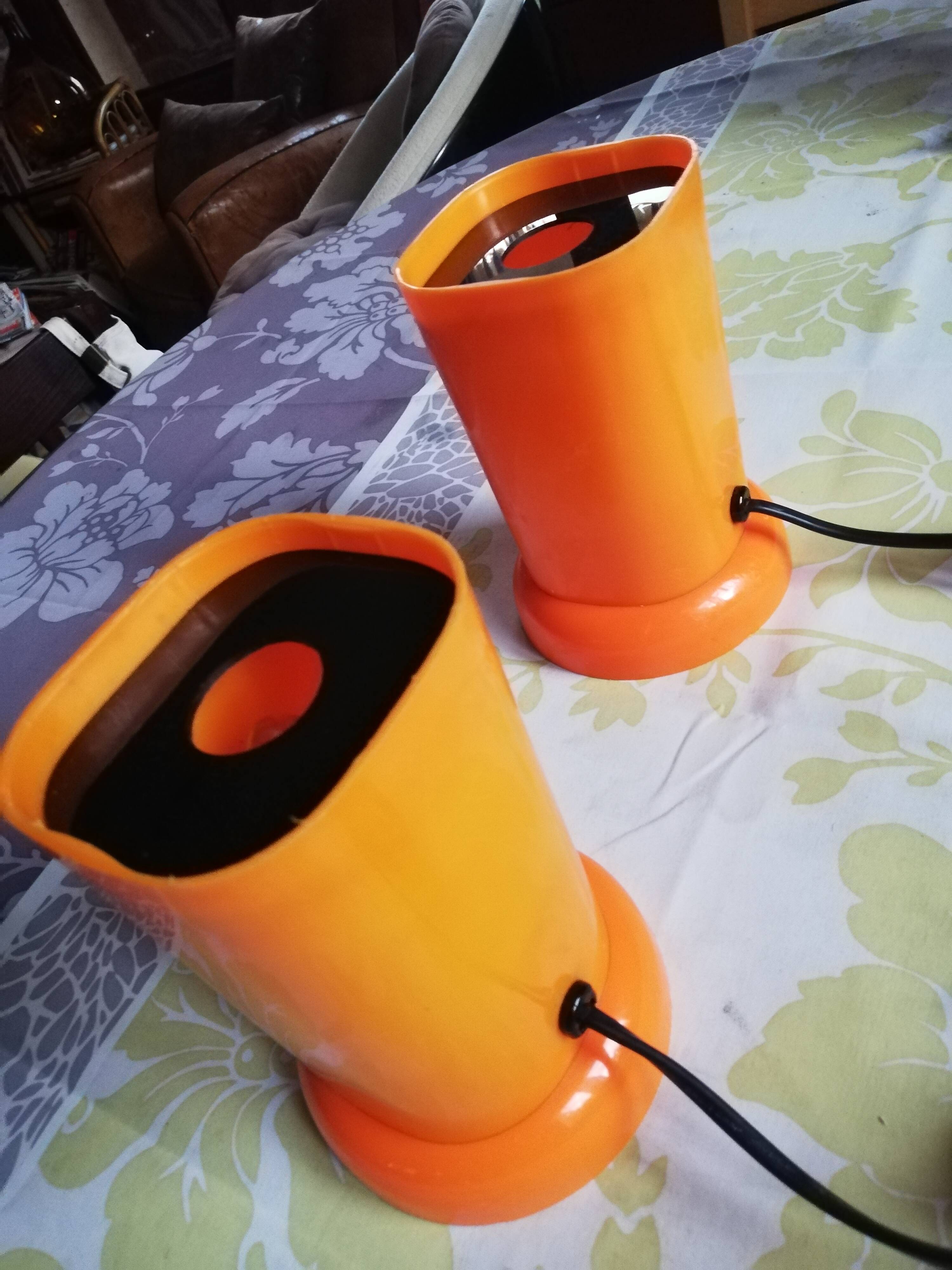 Duo of bedside lamps