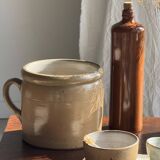 Large stoneware pot with handle H17.5