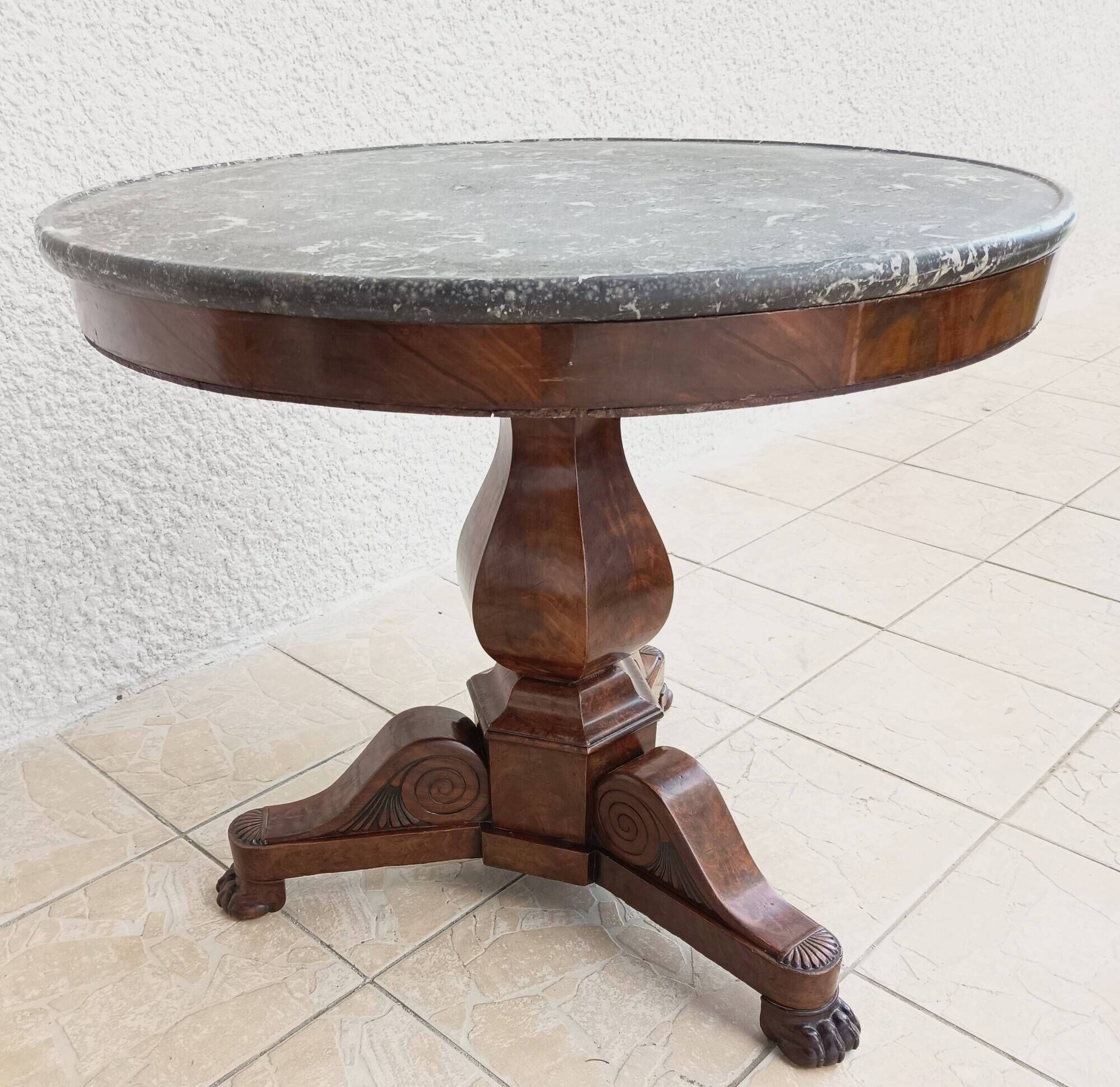 Empire side table in mahogany