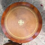 Set of 2 matching coffee tables near