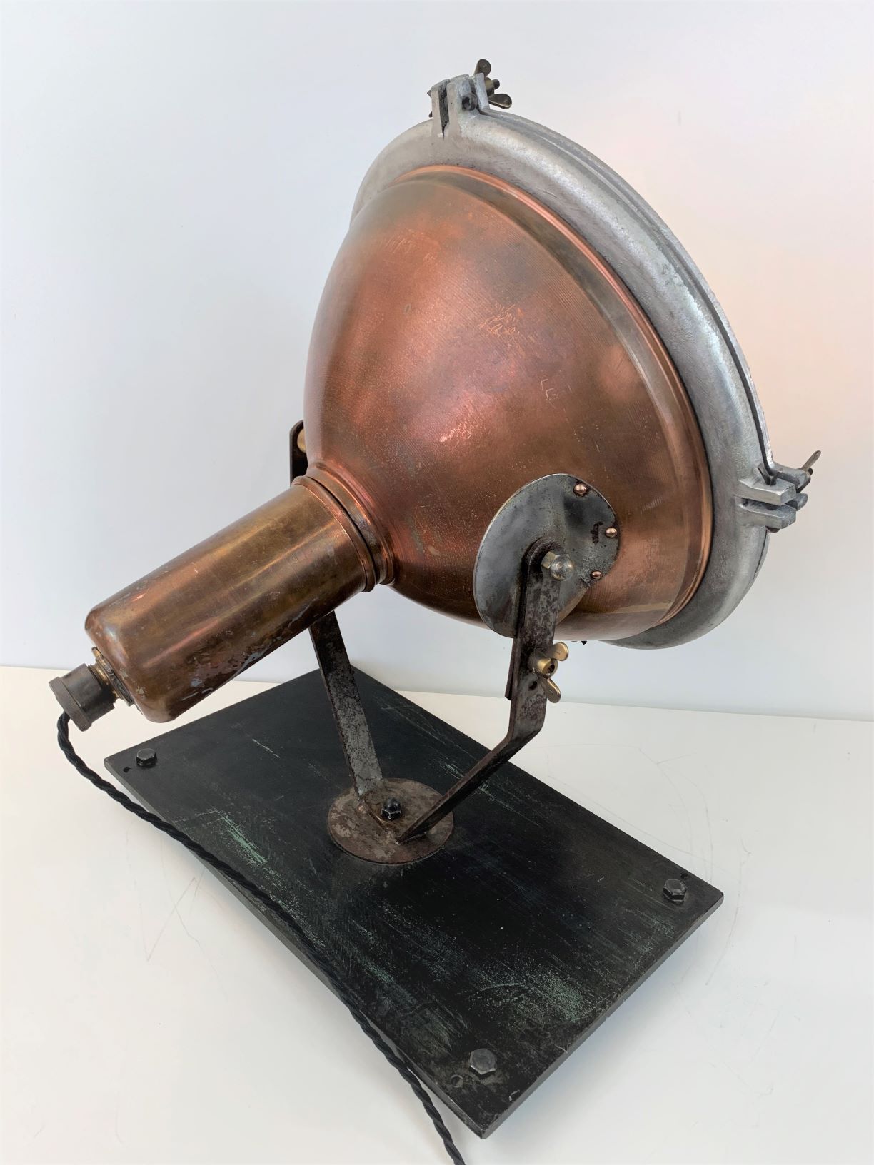 Former holophane projector lamp 1940