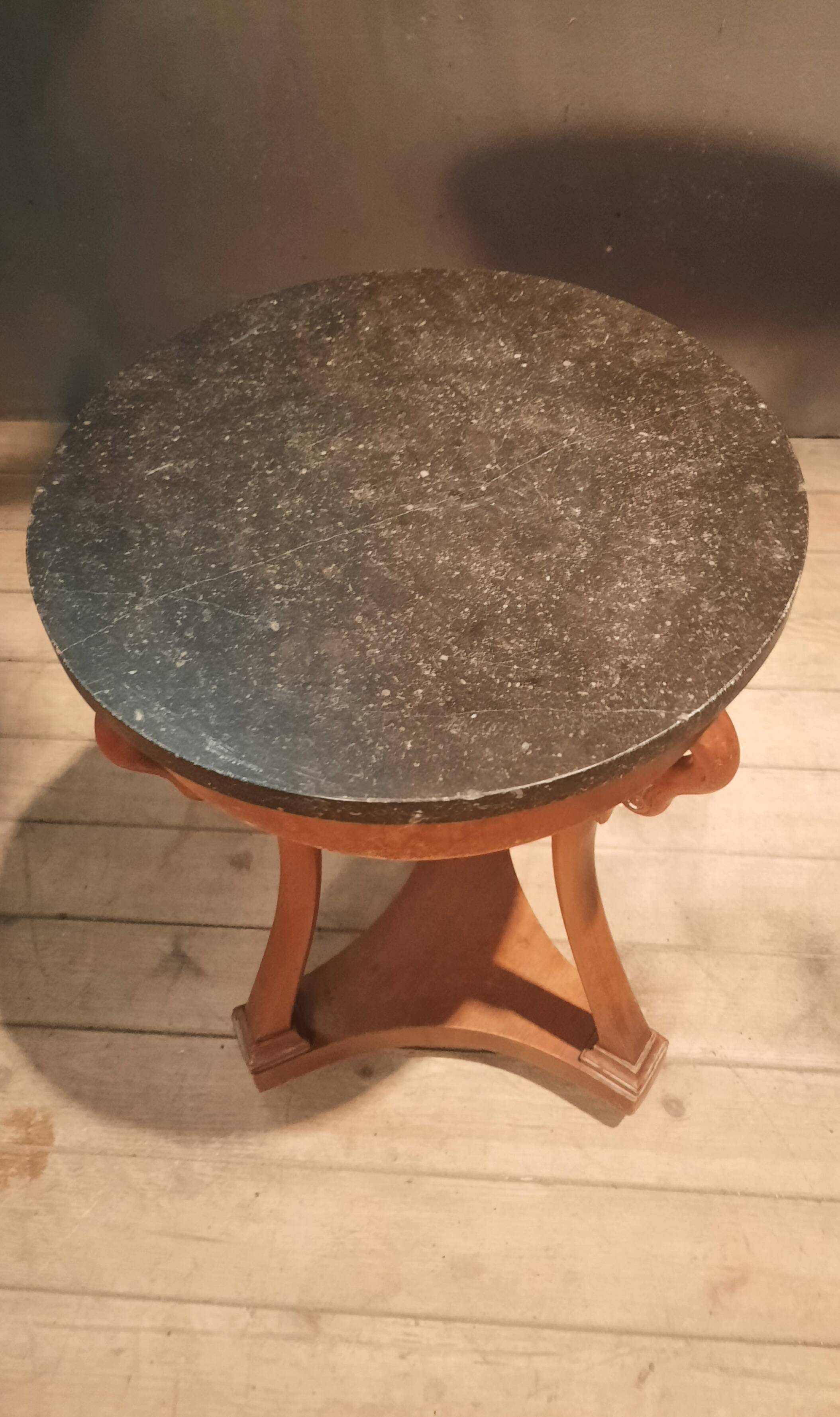 Side table with a swan neck.