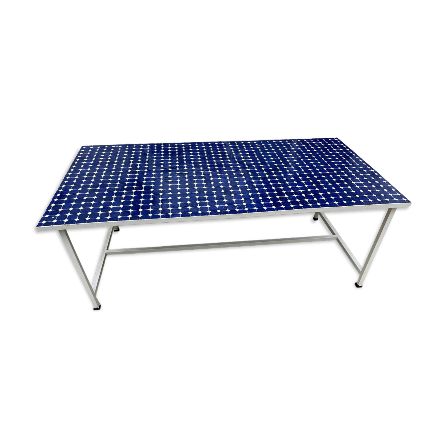 Garden table in zellige