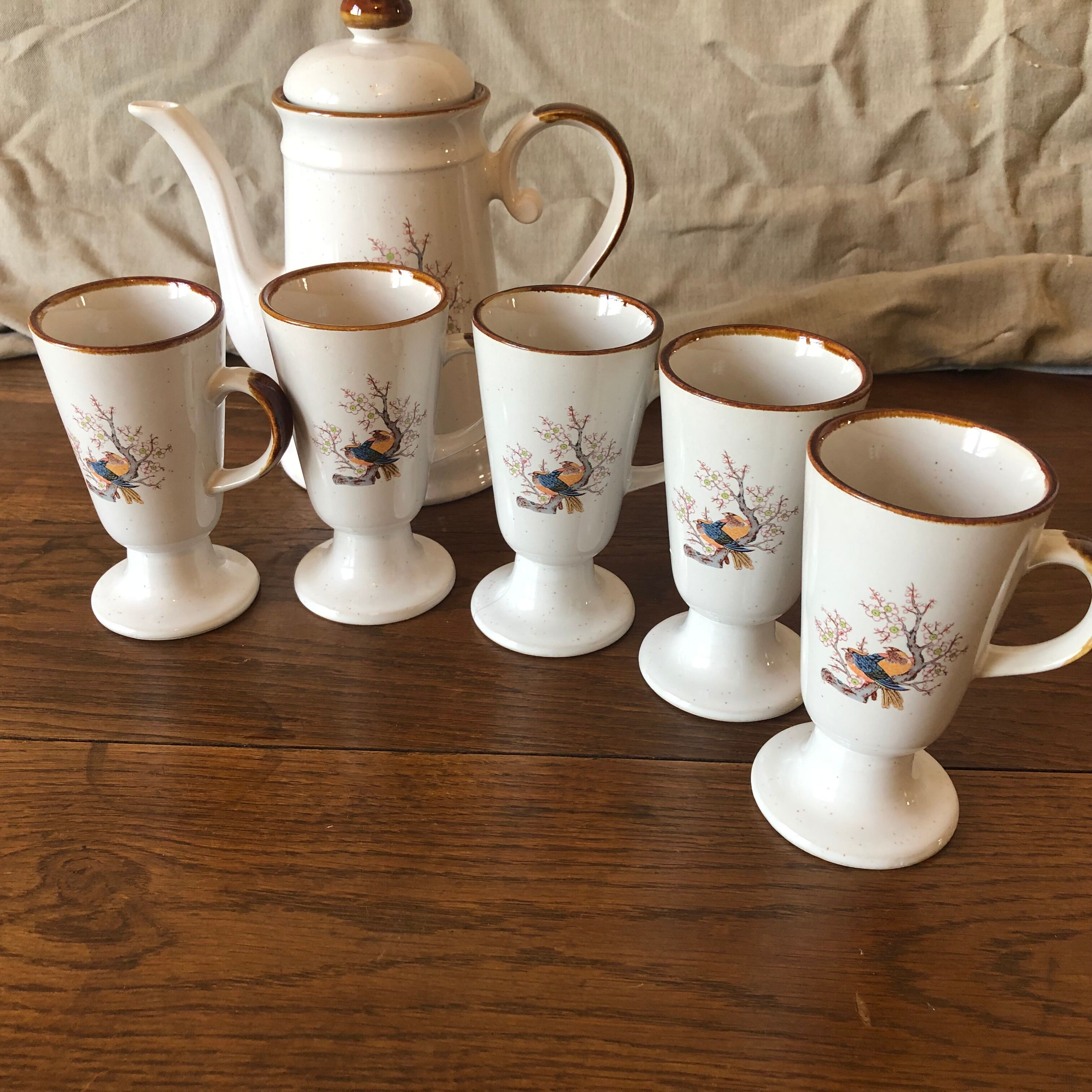 Service mazagrans mismatched sandstone