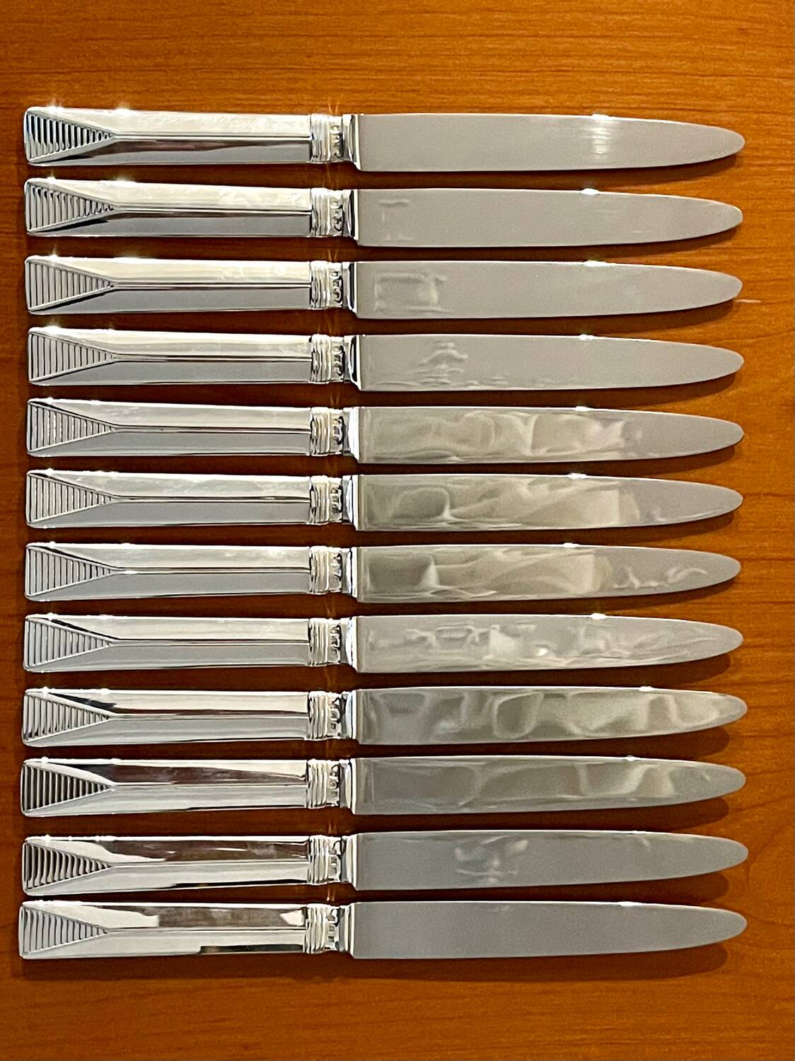 Christofle Atlantide model 12 table knives 24.5 cm very good condition