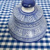 Antique covered butter pot "jobbana" from Morocco, Fes, signed Serghini.