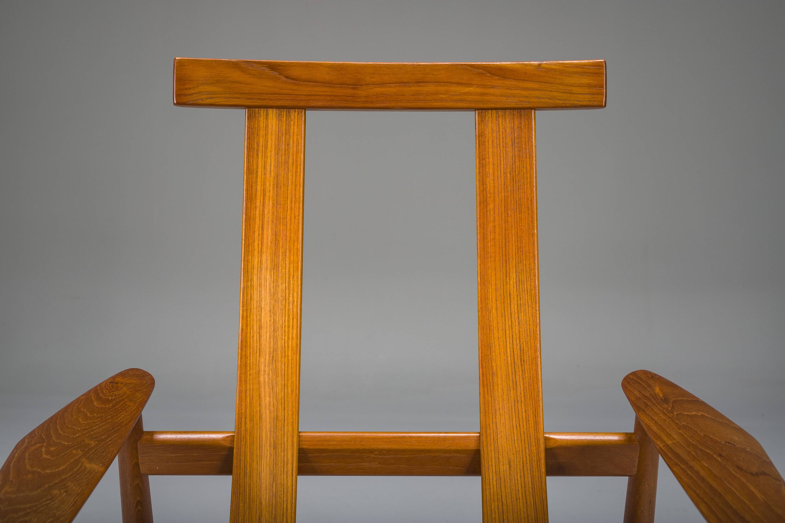 Mid-Century Modern FD 164 Armchair in Teak and Black Leather by Arne Vodder
