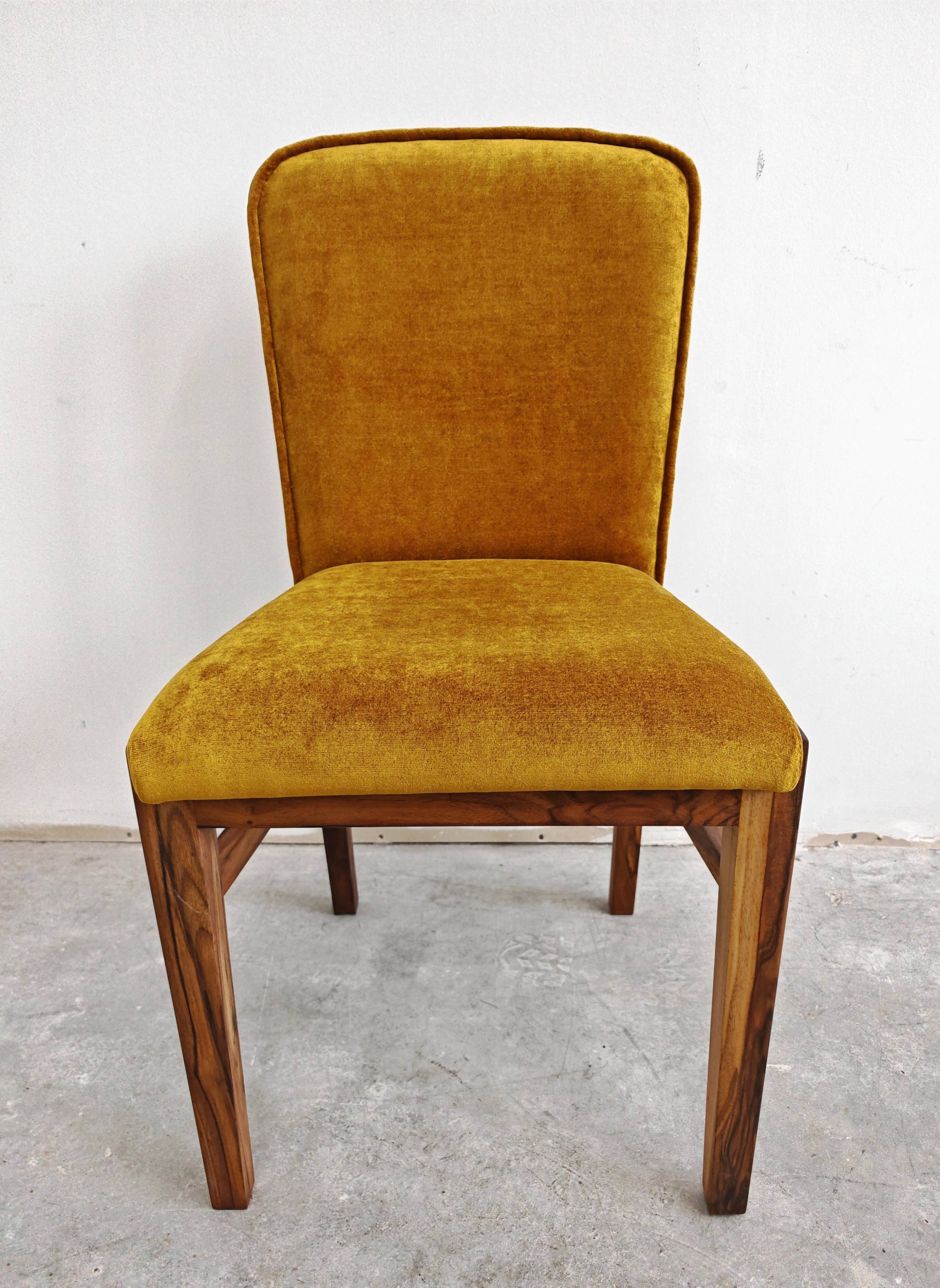 Set de 4 chaises Art Déco en placage de racine de noyer, velours