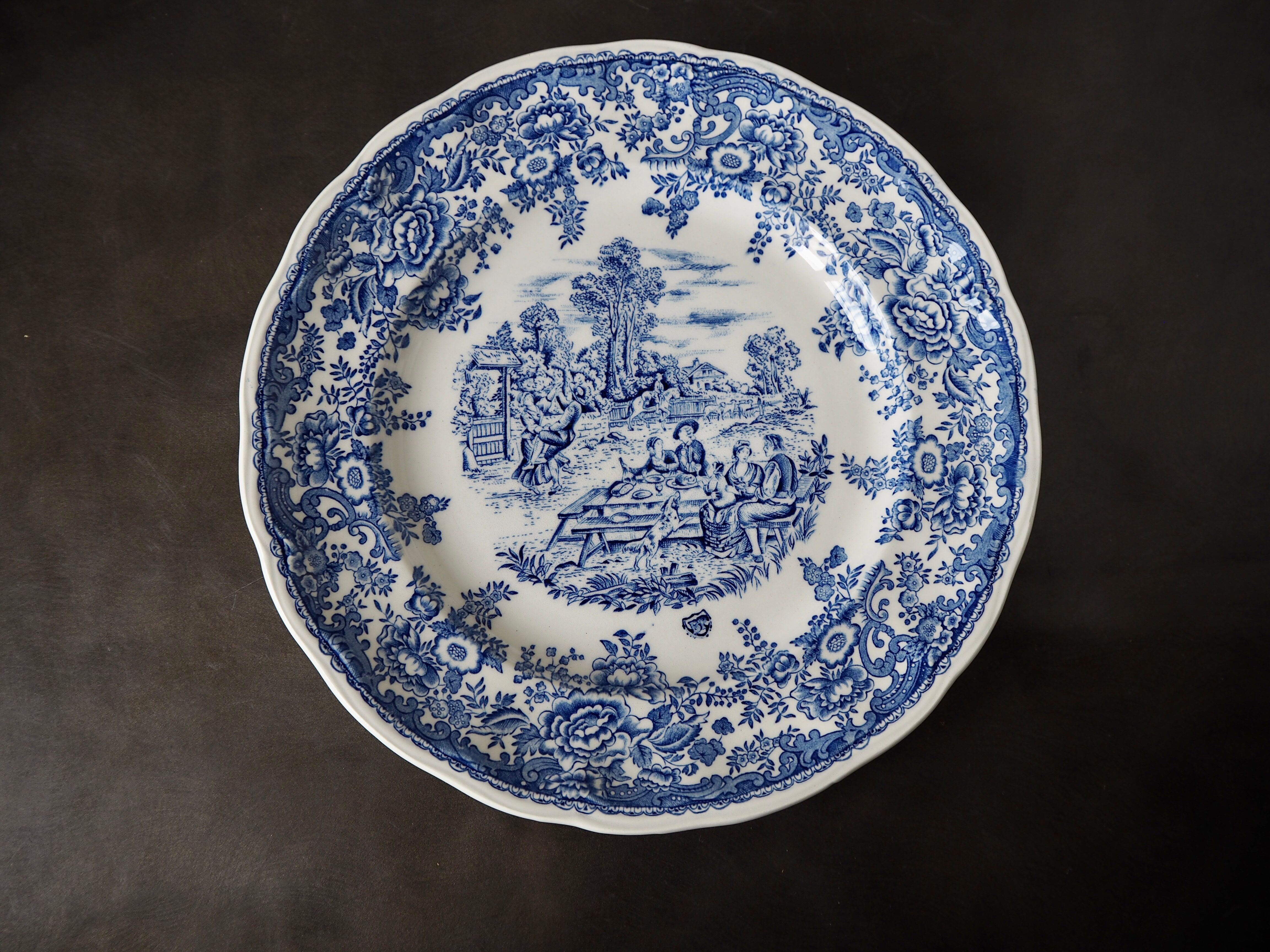 Set of 15 diner plates with English motifs Lunéville