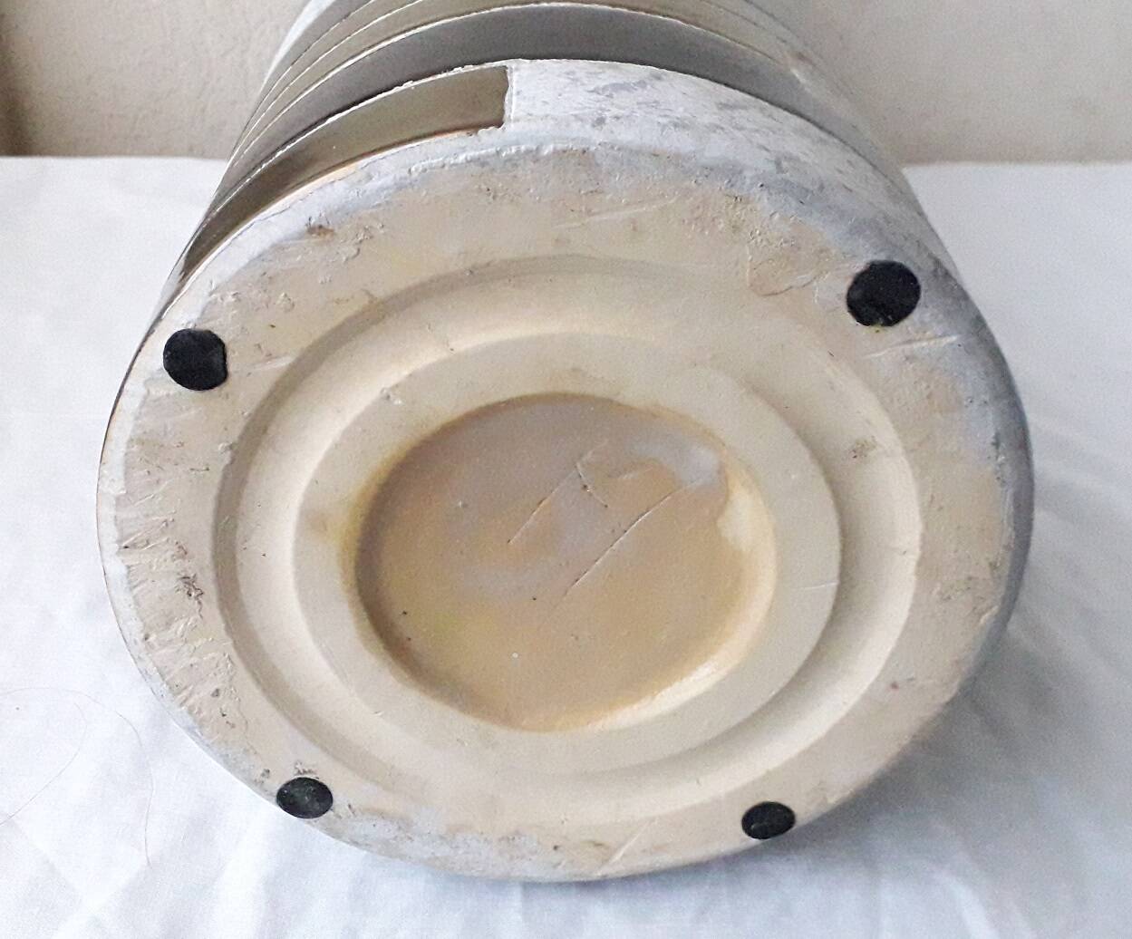 Ceramic vase