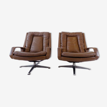 Ensemble de 2 fauteuils en cuir brun Carl Straub années 60