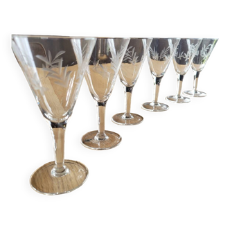 6 verres anciens en cristal